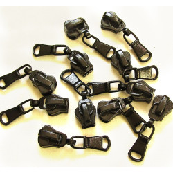 zip slider- chunky- size 3 -black , long puller