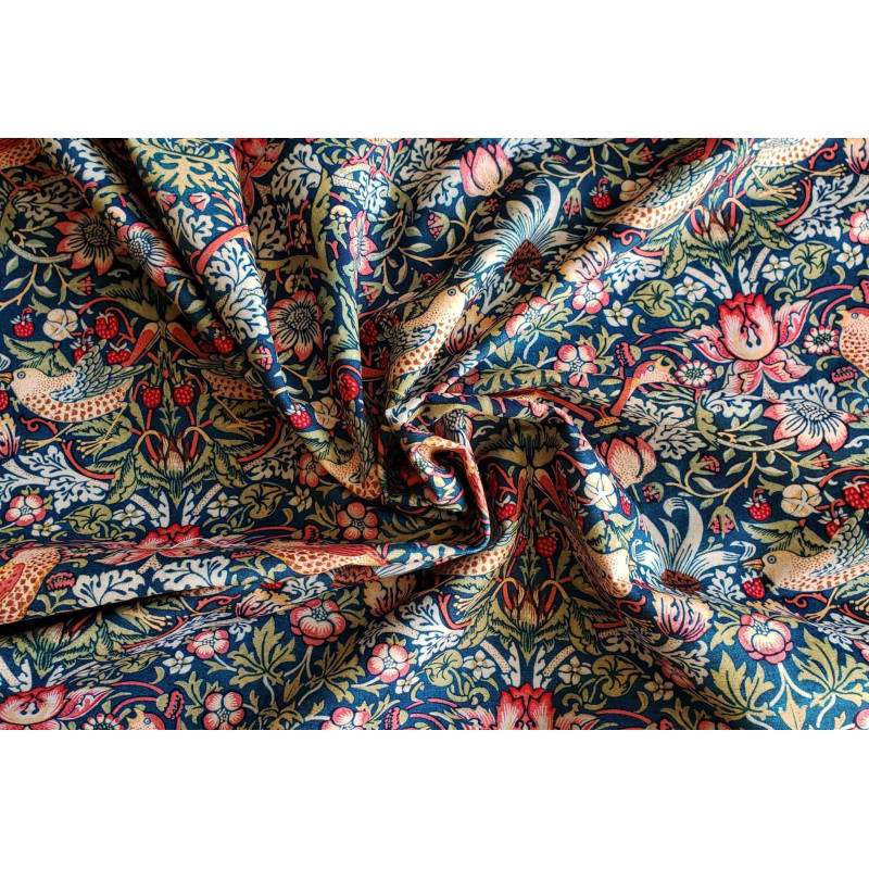 Strawberry Thief (Special Edition Classic Vintage Pattern) - William Morris