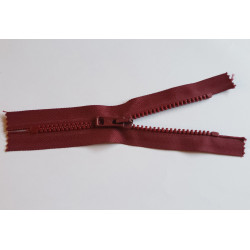 Closed-end chunky zip,16 cm long in burgundy color