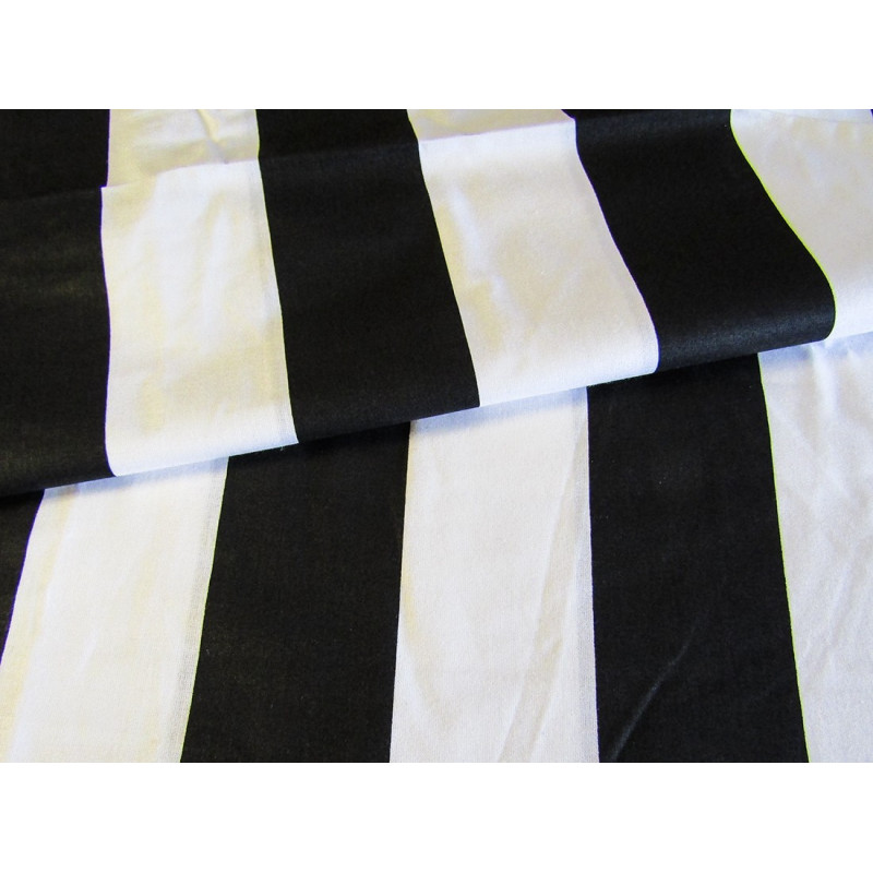 black&white stripes 60mm/60mm- medium cotton fabric, the capture with the fold