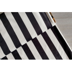 Stripes black&off white - velvet fabric - stripe width 3/3cm, placed across the frame, with the fold