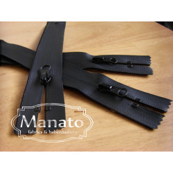 waterproof zip - black - closed  end - 22cm