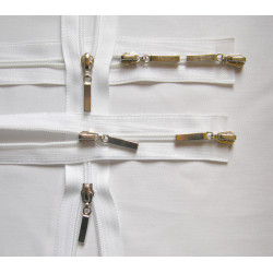 double slider zip - white -plastic zip - 80cm, placed on a white background