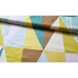 Giant  triangles - autumn colors - 100% cotton, placed across the frame with the fold